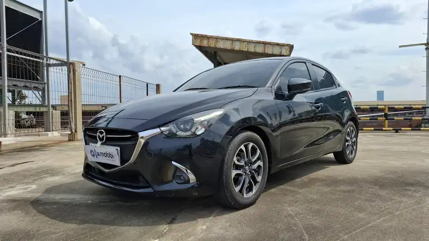 Pajak Panjang - Mazda 2 1.5 R Skyactiv Bensin-AT 2017