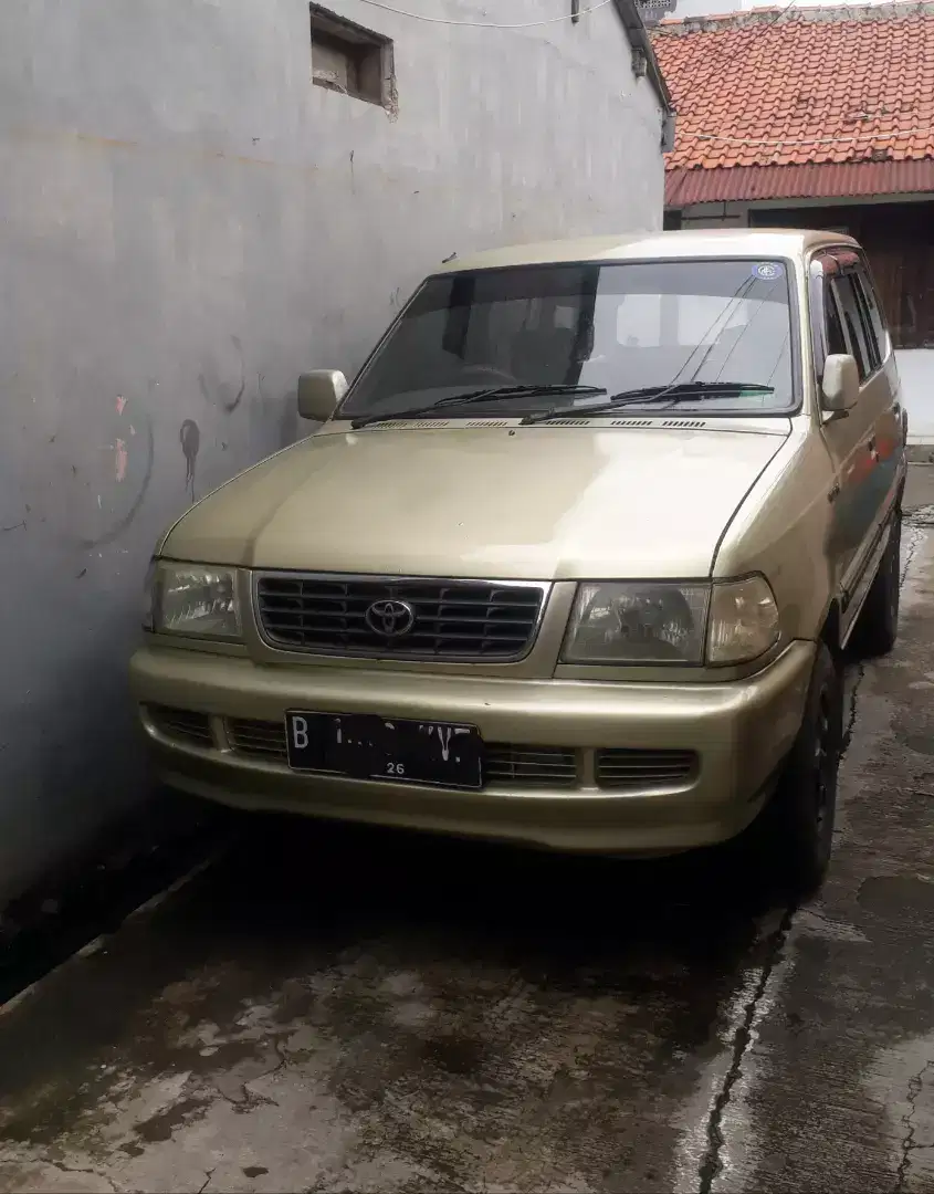 Kijang kapsul ssx 2001