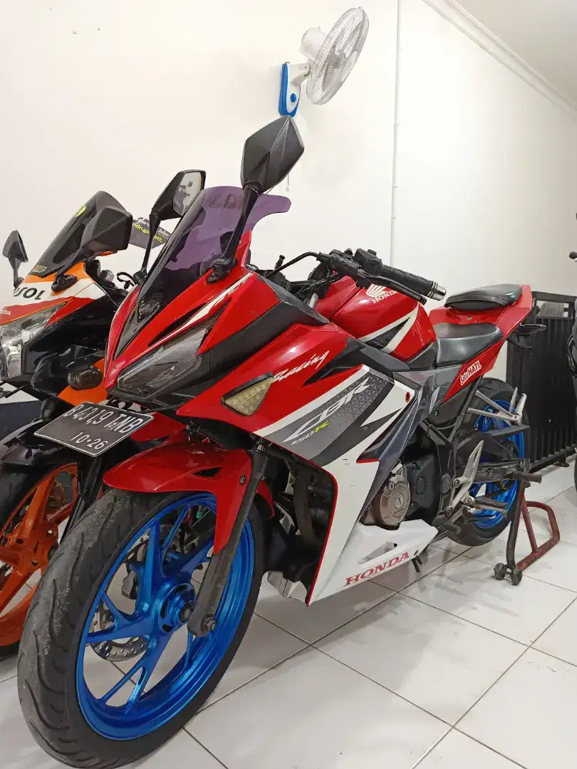 HONDA CBR 150 2016  FACELIFT