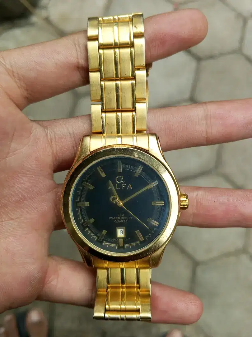 Jam tangan pria merk Alfa