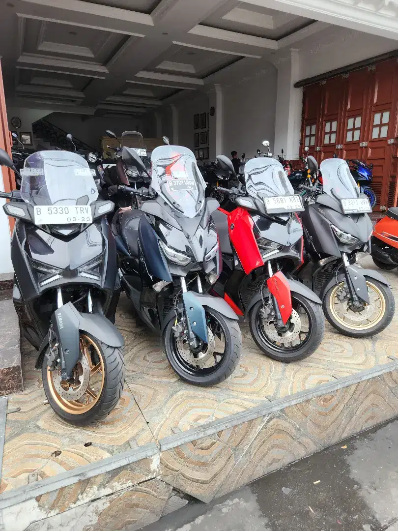 DP MURAH XMAX 250 ABS ,KTP DAERAH BISA ,PROSES DI BANTU