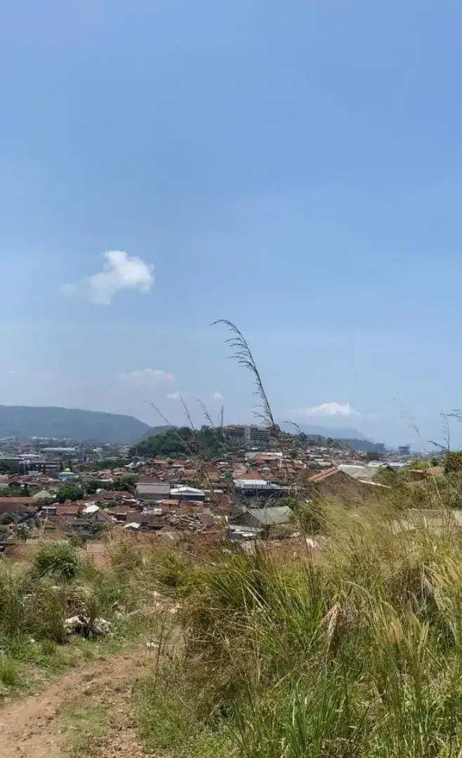 Tanah Luas View Laut dan Kota Bandar Lampung