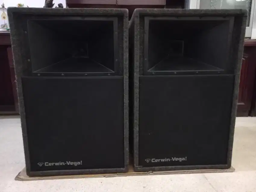 Speaker Cerwin-Vega 15 inch 3 Way