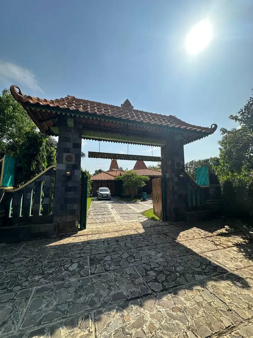 Rumah Mewah Halaman Luas Dilengkapi Pondopo Sukatani Purwakarta