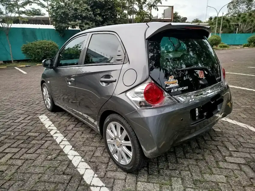 Cash low km honda Brio E AT full ori luar dalam