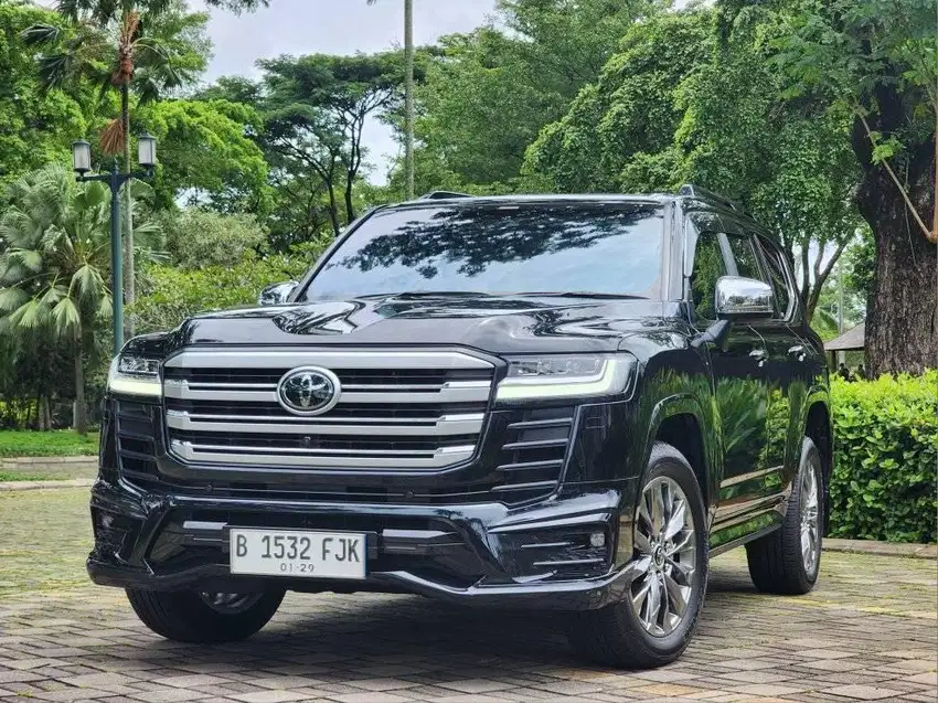 KM.15.RB|VIP SEAT| LAND CRUISER VX-R 300 2024 NIK'2023 HITAM!! VXR 300