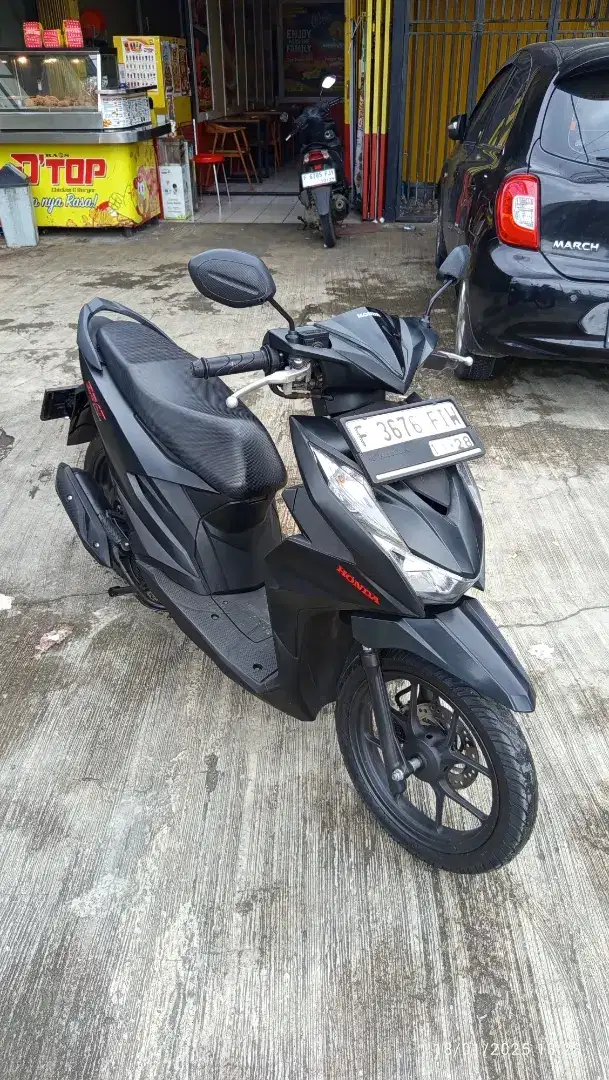 Honda beat deluxe