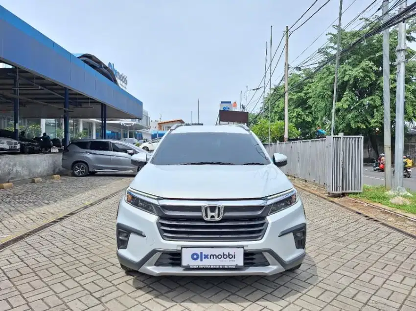 [OLX Mobbi] Toyota Corolla Putih 1.8 Cross Hybrid Bensin-AT 2023 ROB