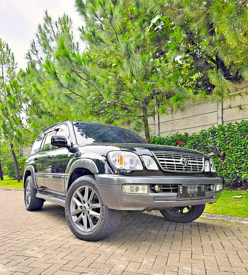 LANDCRUISER V8 Last Edition CBU toyota land cruiser bensin murah 4x4