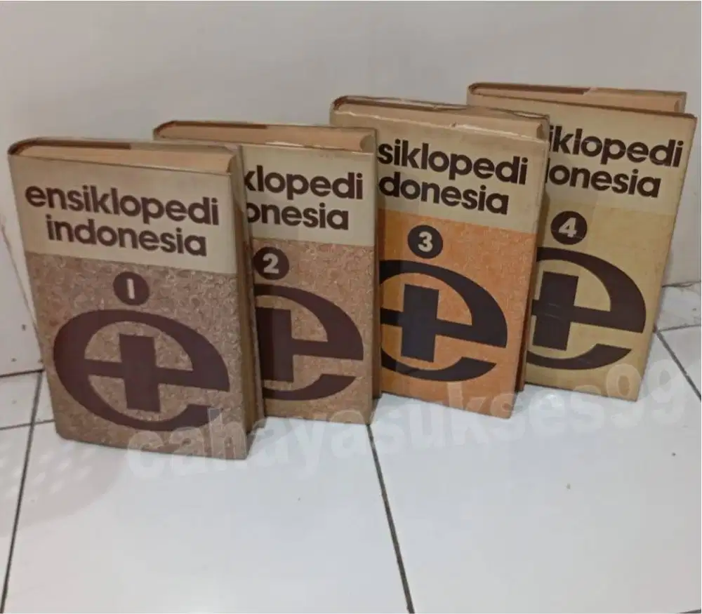Buku Ensiklopedi Indonesia Original Second masih bagus