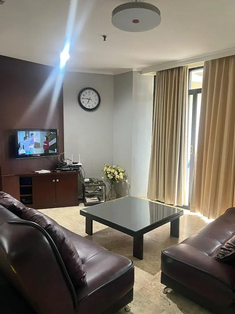 BEVERLY TOWER APARTEMENT JUAL CEPAT luas 90m