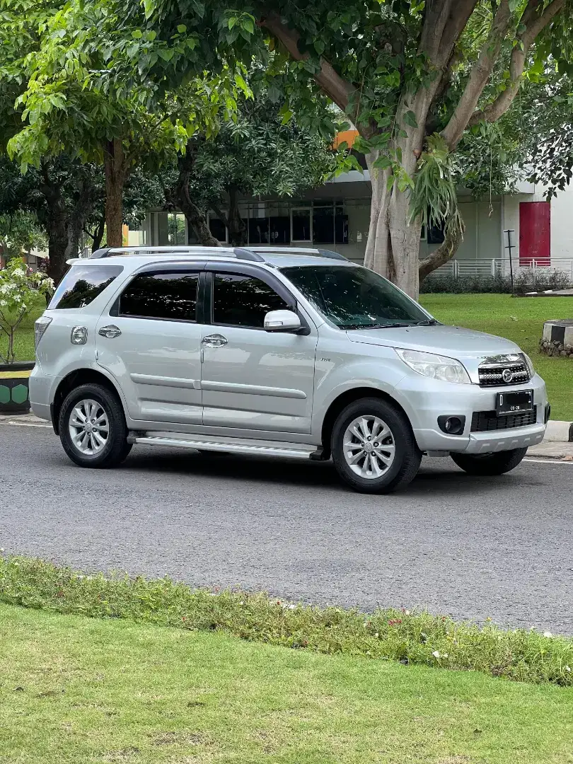 Daihatsu Terios TX matic 2011