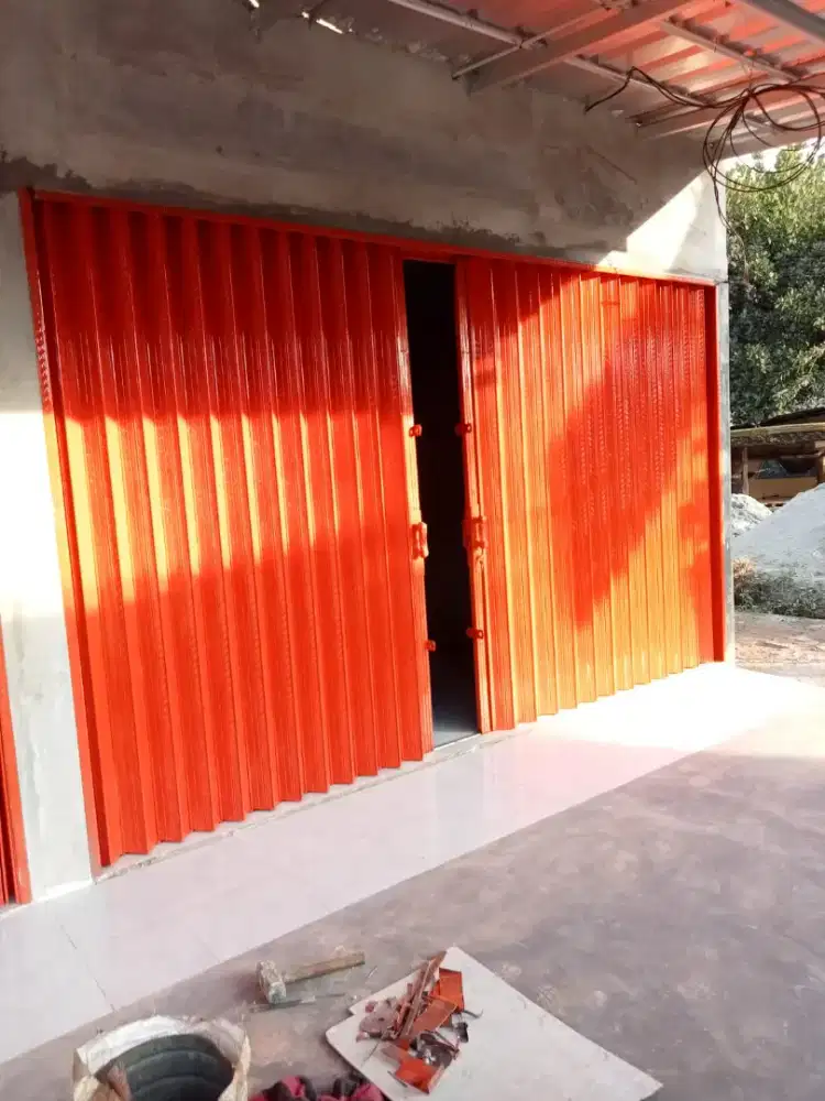 Rolling door dan folding gate