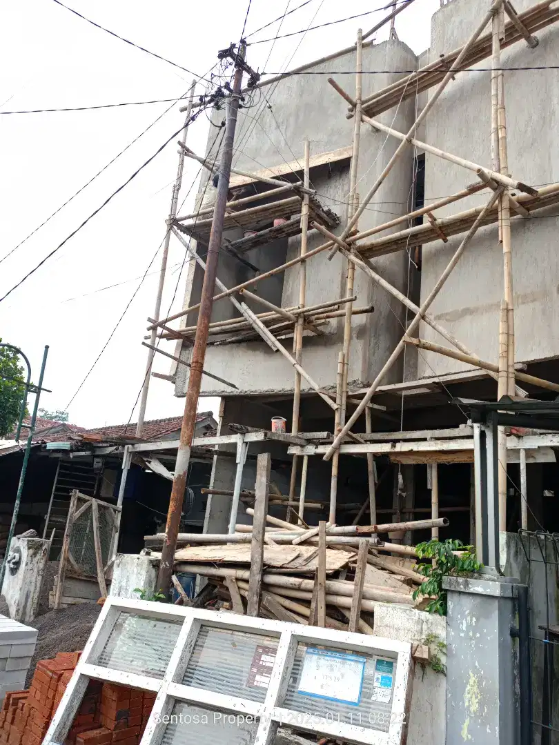 On Progress Rumah Baru 2 Lantai di Buah batu Bkr dkt Turangga SHM