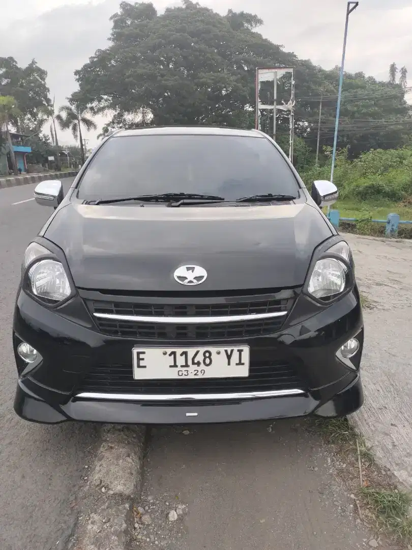 Jual Mobil Toyota Agya trd mt 2014 siap pakai