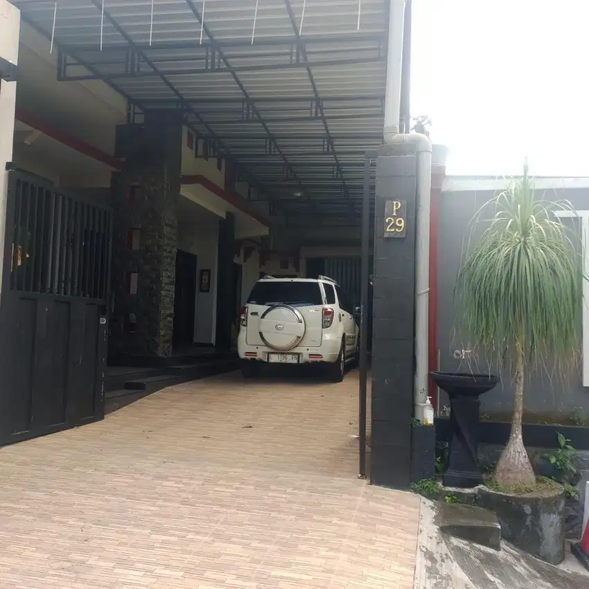 Rumah Asri Lokasi Strategis Blitar