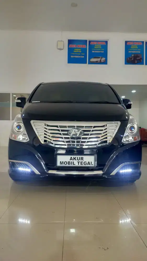 HYUNDAI H1 ROYALE DIESEL AT 2017  SIAP PAKAI