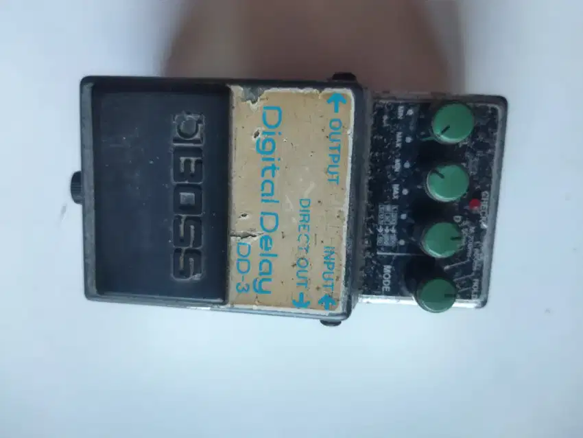 Efek gitar Boss Digital Delay DD-3, Surabaya