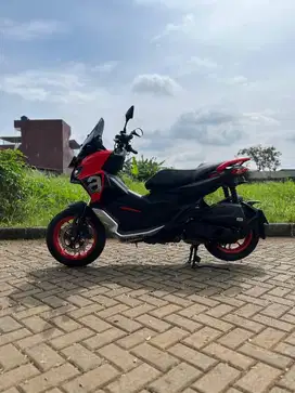 APRILIA SR GT 200 S 2022 SECOND LIKE NEW