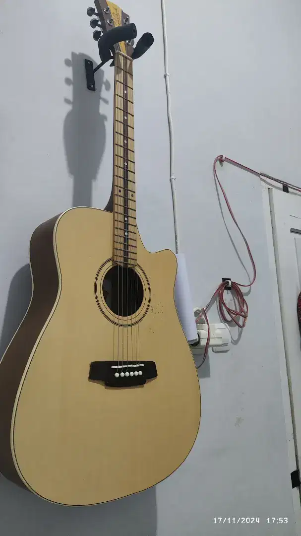 gitar akustik cole clark