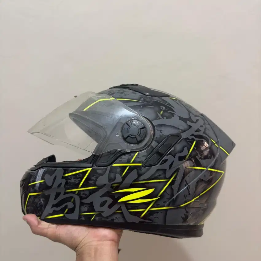 Zeus ZS 813 Grey AN24 Fluo Yel Glossy FullFace Double Visor