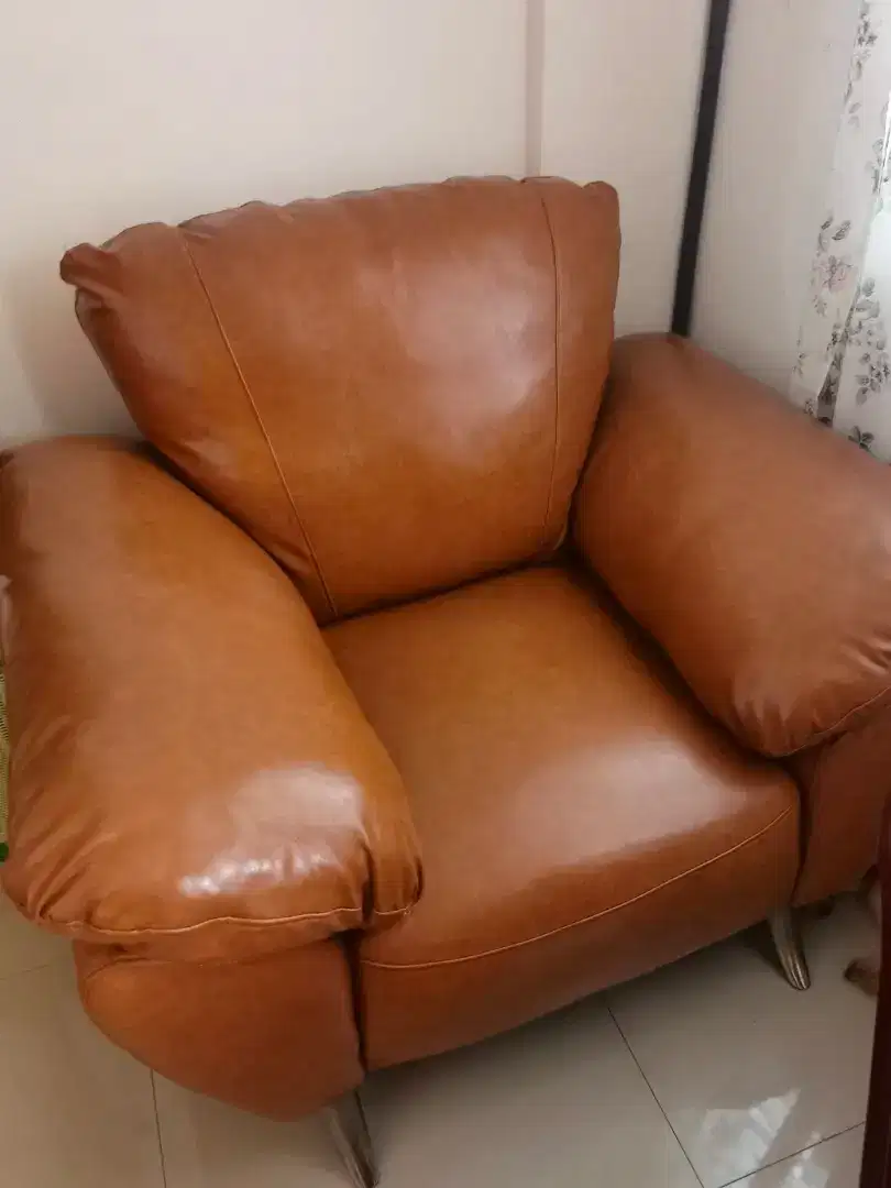 Kursi Sofa Kulit