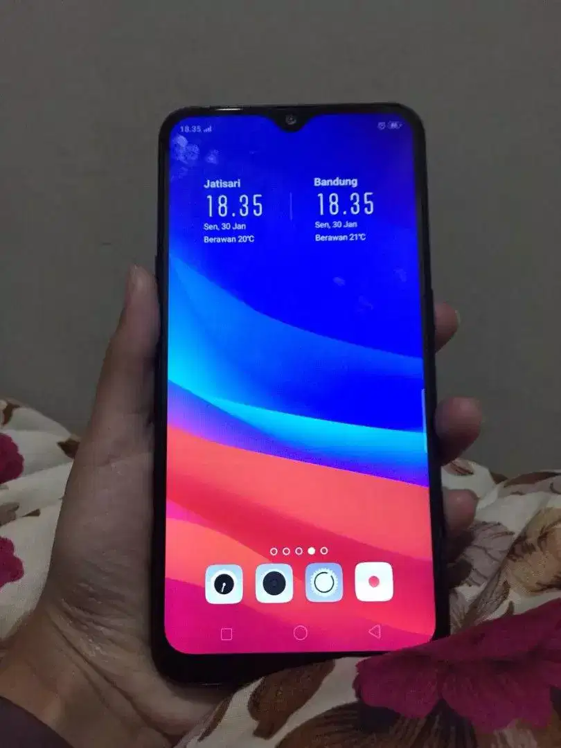 dijual Hp Oppo A5S Ram 3/32 msh bagus dan batrai awet banget