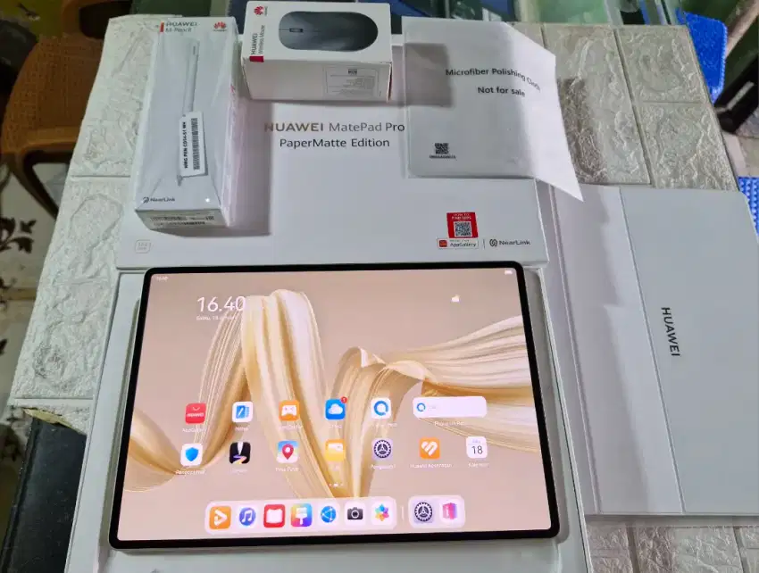 HUAWEI MATEPAD PRO 12/512gb 12,2 inchi Lengkap Normal