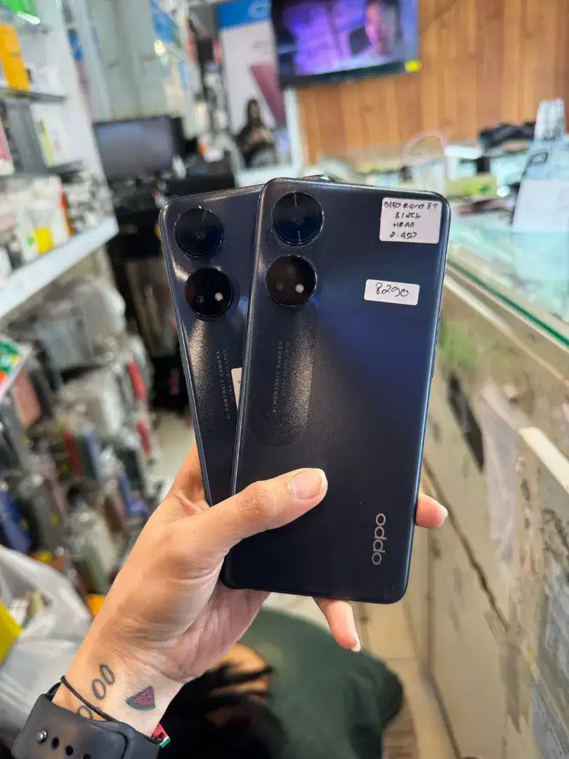 OPPO RENO 8T 8/256GB ABI CELULAR UBUD