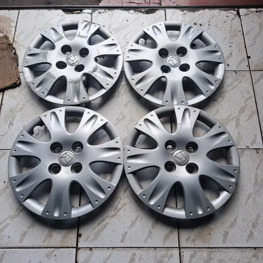 Dop mobil ring 14 dop kaleng standar