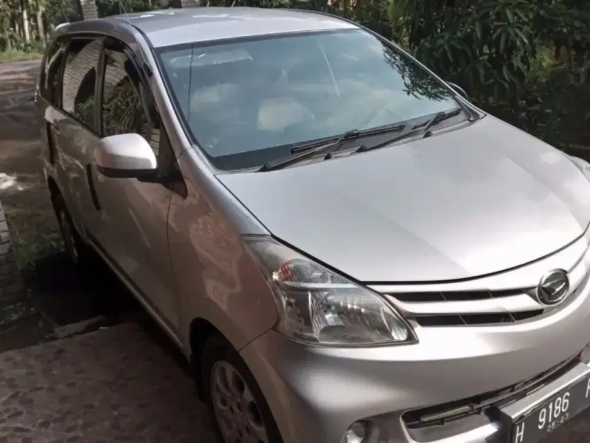 Xenia M 2012 Manual penggerak belakang