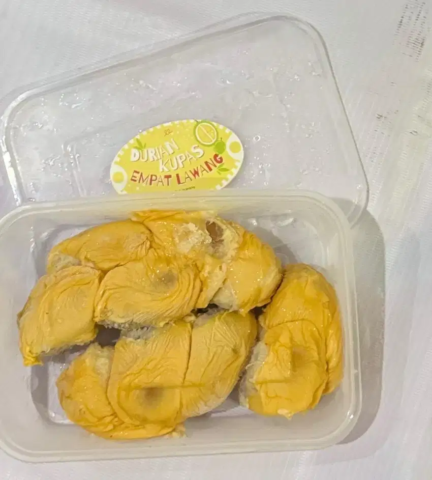 durian tembaga oren kupas