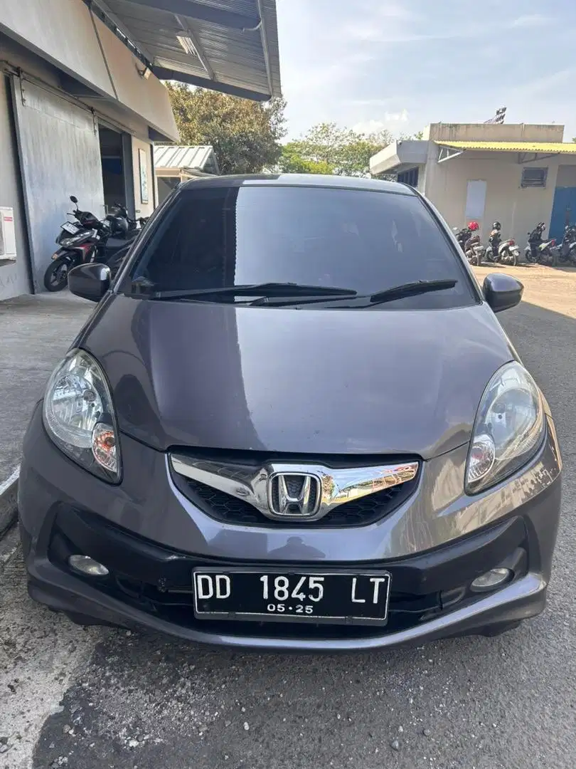 Dijual mobil brio matic tahun 2015