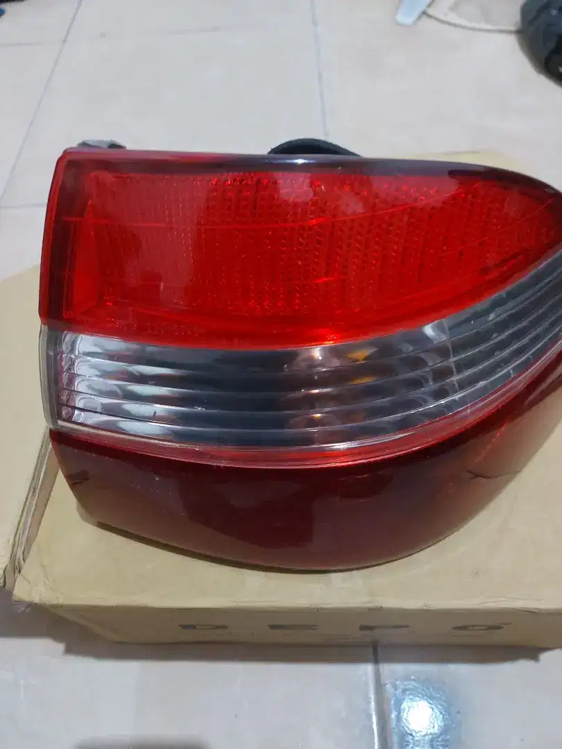 Stoplamp belakang kanan all new corolla 1.8 seg ae112 2000