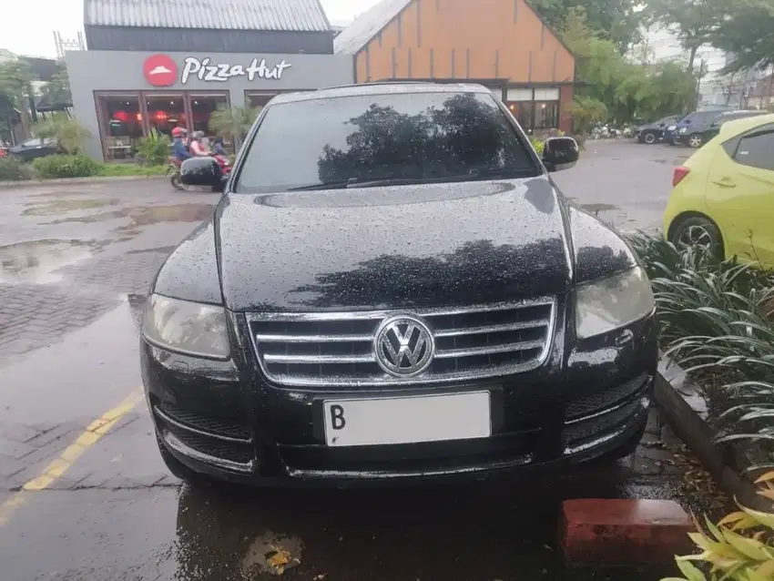 2007 Volksgawen VW Touareg R5 2.5 AT TDI Diesel Surabaya