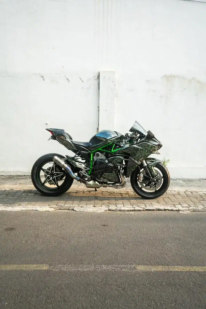 Kawasaki Hyperbike Ninja H2 Carbon Mewah