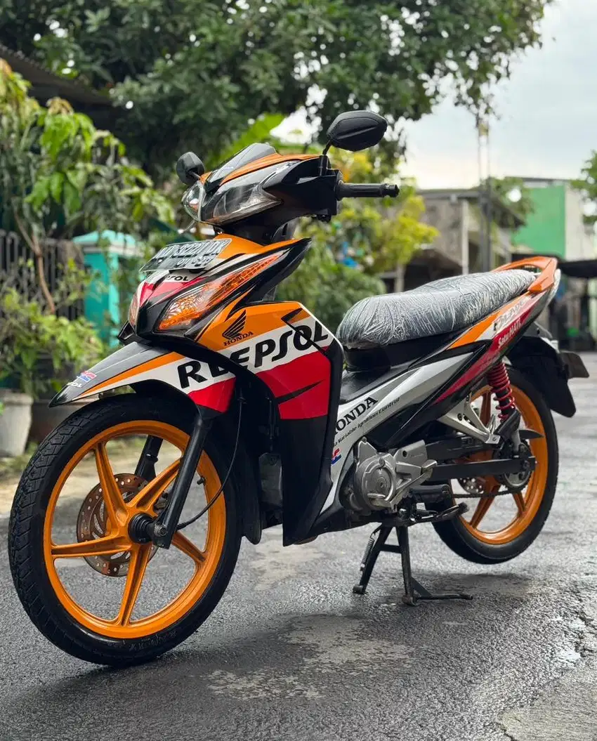 Honda Blade 125 SE REPSOL