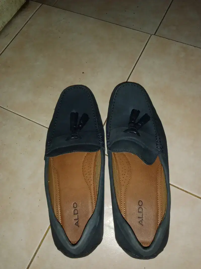 Jual sepatu kulit merk Aldo