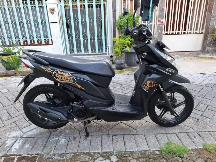 Jual beat street 2020 plat w sda krian kondisi sgt bagus siap pakai