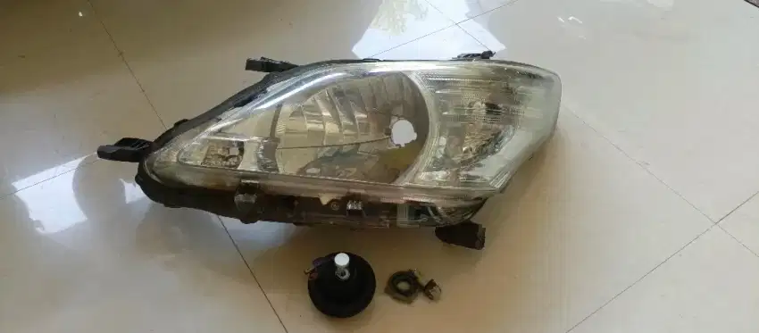 Headlamp Innova kanan 2012-2015