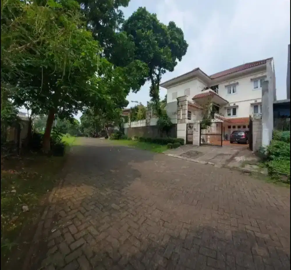 Danau Bogor Raya semi furnished