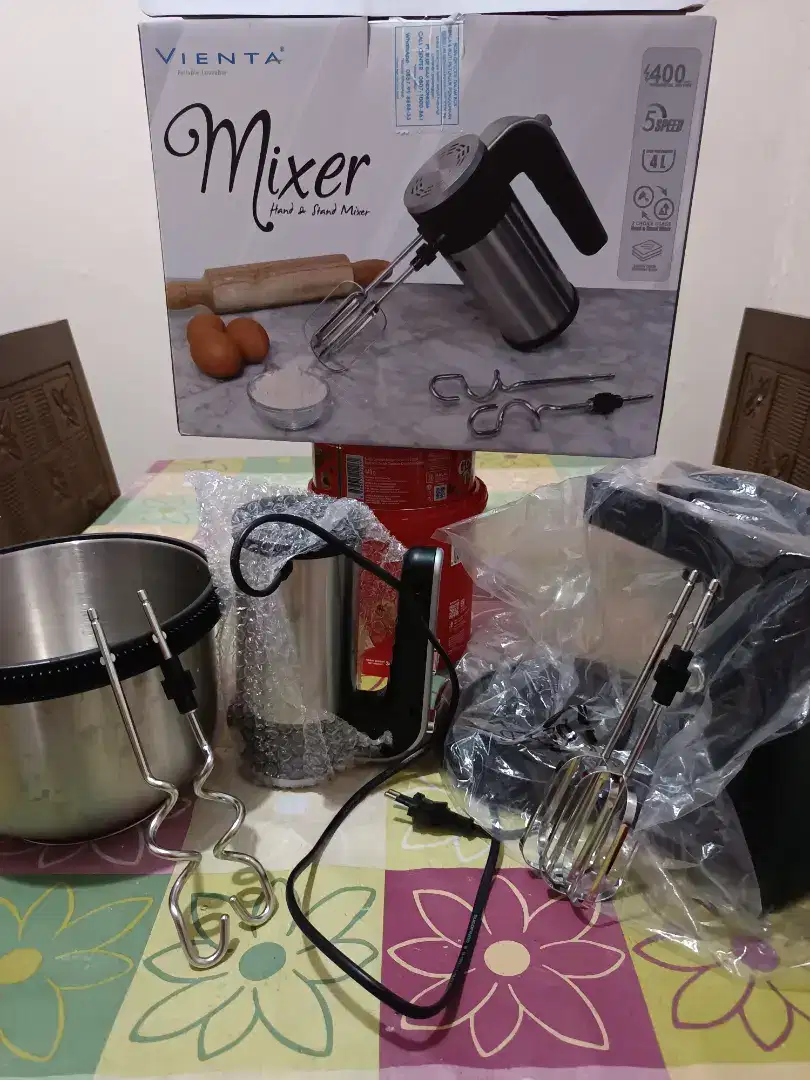 Hand & stand mixer merk Vienta