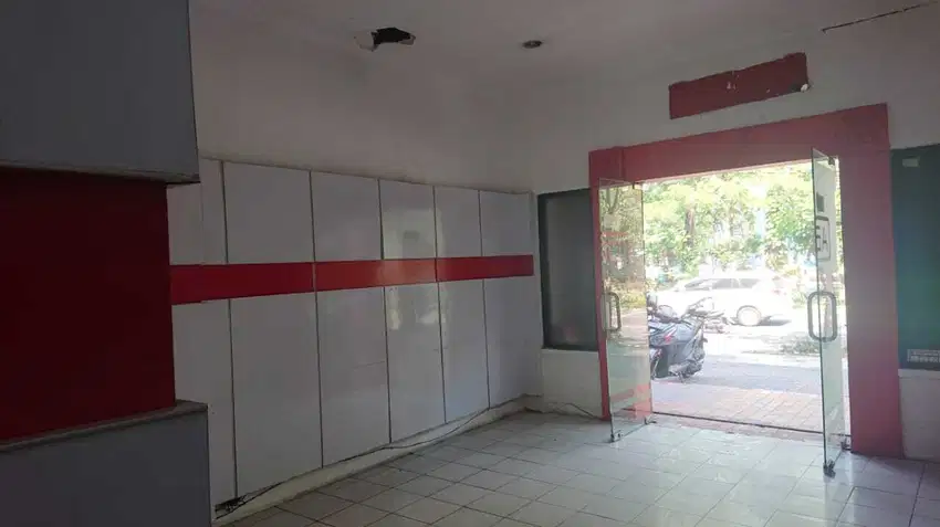 dijual/disewakan Ruko Lokasi Strategis di JL Diponegoro surabaya