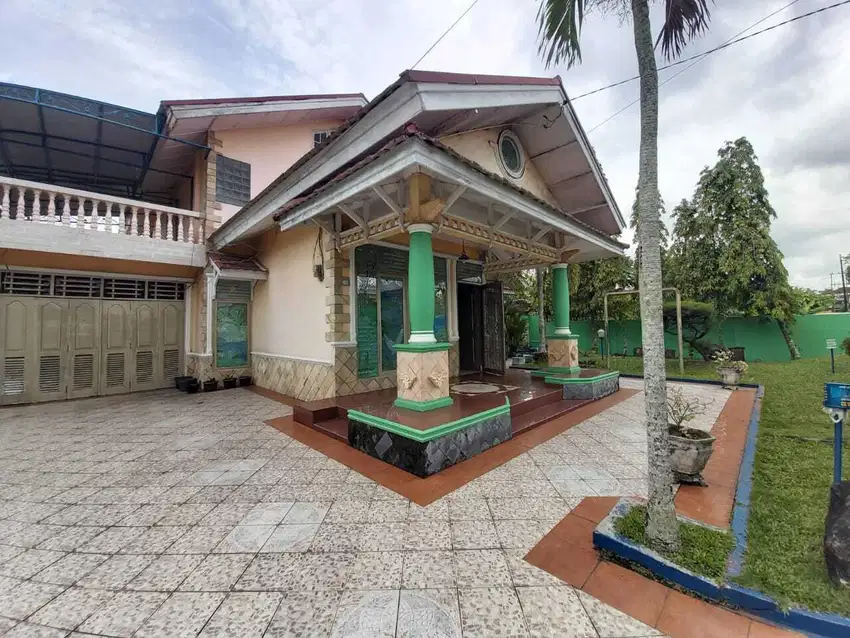 Dijual Rumah Mewah dan murah Tengah Kota, Jl. Ema Sari, Bukit Raya