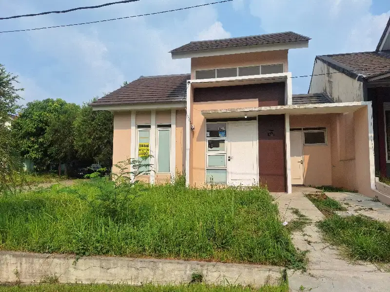 Disewakan rumah posisi di hoek, di Citra Indah City