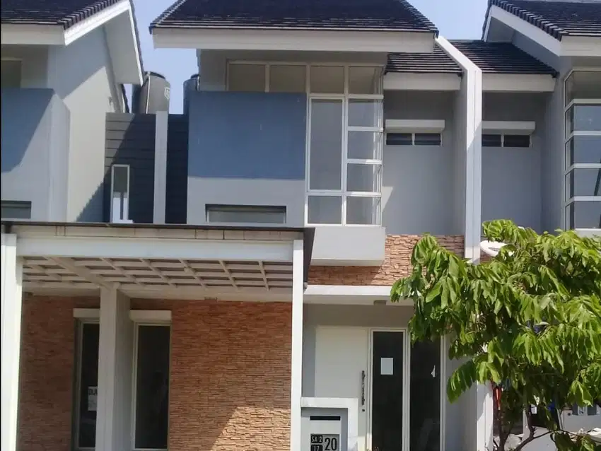 Jual Rumah Strategis 2 Lantai di Harapan Indah Cluster Vasana J-20206