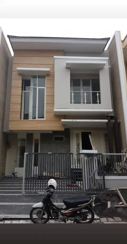 Rumah Baru Mewah Minimalis 2 lantai Di Ketintang Madya lll