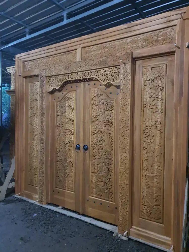 Pintu gebyok minimalis lebar 3 tinggi 270 lebar pintu 140 soko 14×13