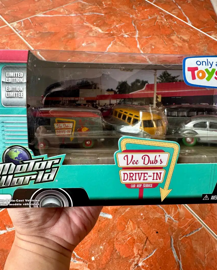 Greenlight Motor World Vee Dubs Drive In Green Machine