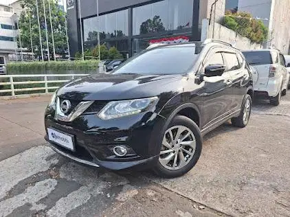 DP RENDAH - Nissan X-Trail 2.5 Bensin-AT 2017